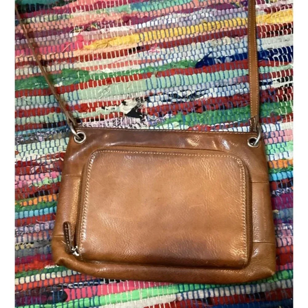 Fossil Vintage Y2K Leather Crossbody Purse Distressed & Worn Looking